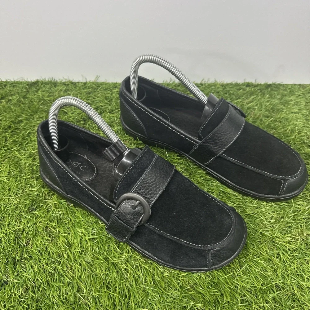 Born b.o. c Womens Erna Loafers Size 7.5 Black Suede Slip On Flat Shoes Buckles - Picture 1 of 7